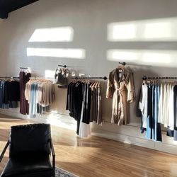 Studio Reverie - Check out this gorgeous clothing boutique with women's clothing and accessories! A must stop shop to check out!