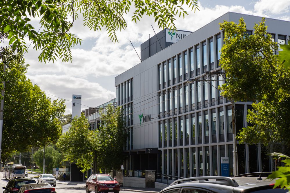 NIIM THE NATIONAL INSTITUTE OF INTEGRATIVE MEDICINE 21 Burwood Rd