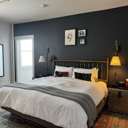 The Armstrong Hotel - King room