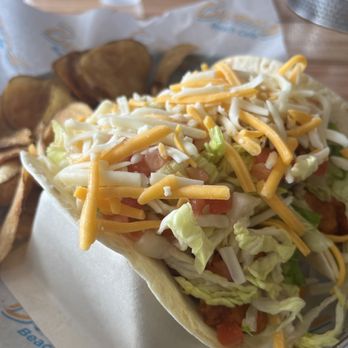 Bummz Beach Cafe - Buffalo chicken tacos - Cafes Near Me - Myrtle Beach, South Carolina