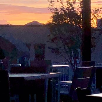 Broken Spoke Taphouse - Great view of the sunset over the mountains from the restaurant an patio - Gastropubs Near Me - Las Cruces, New Mexico Broken Spoke Taphouse - Great view of the sunset over the mountains from the restaurant an patio - Gastropubs Near Me - Las Cruces, New Mexico