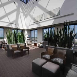 Bradley Hubbard, MD - Dallas Plastic Surgery Institute
http://bradleyhubbardmd.com/