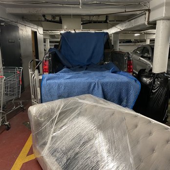 Cool Guy Junk Removal and Hauling - Blankets in the truck so the couch arrives in pristine condition - Junk Removal & Hauling Near Me - Quartz hill , California