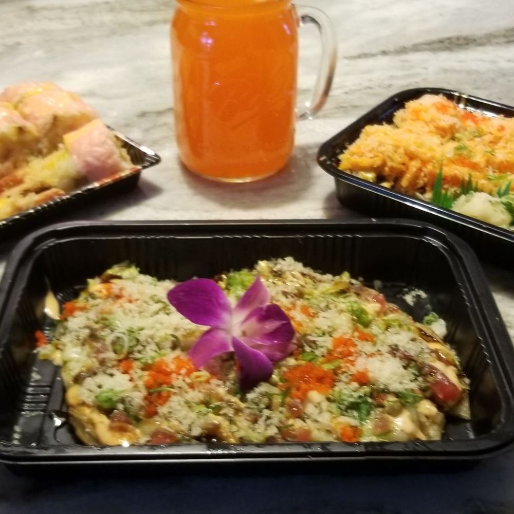 Misimi - Paradise roll(left), Tuna Pizza(center), Split Rock Volcano(right) - Sushi Bars Near Me - Shelton, Connecticut Misimi - Paradise roll(left), Tuna Pizza(center), Split Rock Volcano(right) - Sushi Bars Near Me - Shelton, Connecticut