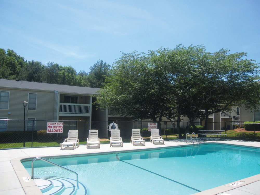 THE WOODWINDS APARTMENT HOMES Updated August 2024 157 Montague Rd