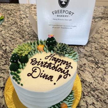 Freeport Bakery - Chocolate fudge cake, succulent decoration - Bakeries Near Me - Sacramento, California Freeport Bakery - Chocolate fudge cake, succulent decoration - Bakeries Near Me - Sacramento, California