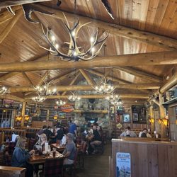 Famous Dave's Bar-B-Que - Inside