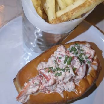 The Amalfi Llama - New American Near Me - Miami, Florida