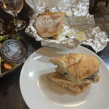 Malbec Market - Chicken Pollo Sandwich - Argentine Near Me - Eagle Rock, California Malbec Market - Chicken Pollo Sandwich - Argentine Near Me - Eagle Rock, California