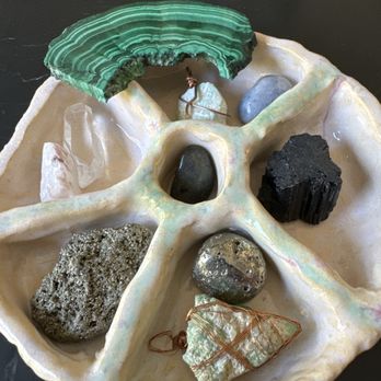 Magicas Gemas - Spiritual Shop Near Me - Vannyus, California Magicas Gemas - Spiritual Shop Near Me - Vannyus, California