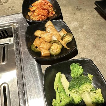 The QUI Korean BBQ & Bar - Barbeque Near Me - Chantilly, Virginia