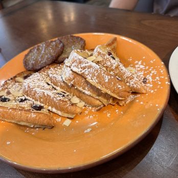 Kings Blu Jam Cafe - Amaretto Vanilla French Toast - Breakfast & Brunch Near Me - Spring, Texas Kings Blu Jam Cafe - Amaretto Vanilla French Toast - Breakfast & Brunch Near Me - Spring, Texas