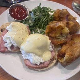 Eggs Benedict Eggs Benedict