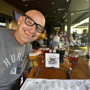 Idyllwild Brewpub - Beer Flight of Beer - Brewpubs Near Me - Idyllwild, California Idyllwild Brewpub - Beer Flight of Beer - Brewpubs Near Me - Idyllwild, California