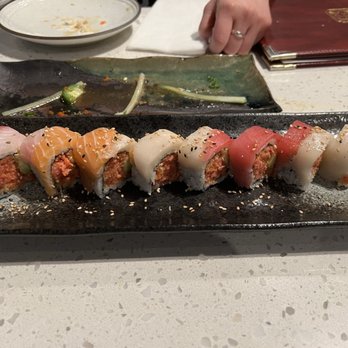 Oishii Sushi - O-Oishii Roll - Japanese Near Me - Lake Elmo, Minnesota