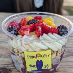 Beach City Smoothies - Regular acai bowl