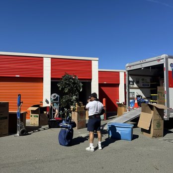 Mr. Integrity Movers - Movers Near Me Mr. Integrity Movers - Movers Near Me