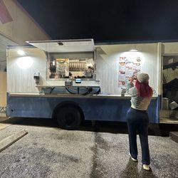 De Lo Mío Street Food - Order at the window get it HOT & fresh!  Not just any food truck!