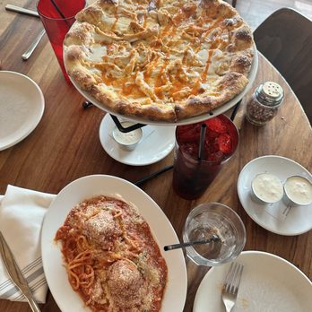 Annesso Pizzeria - Italian Near Me - Fresno, California Annesso Pizzeria - Italian Near Me - Fresno, California