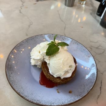 The Neighborly - Butter cake - New American Near Me - Phoenix, Arizona