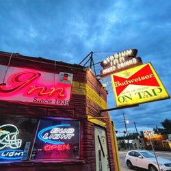 Stadium Inn