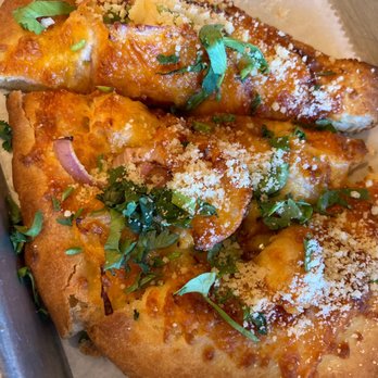 Distant Brewing - BBQ Chicken flatbread - Breweries Near Me - Mammoth Lakes, California Distant Brewing - BBQ Chicken flatbread - Breweries Near Me - Mammoth Lakes, California