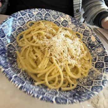 Osteria LK - Basically Caccio De Pepe. Very well done. (Not my fave, but still very good) - Italian Near Me - Maplewood, New Jersey Osteria LK - Basically Caccio De Pepe. Very well done. (Not my fave, but still very good) - Italian Near Me - Maplewood, New Jersey