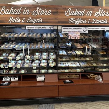 Jewel-Osco - Donuts and Bakery - Grocery Near Me - Stickney, Illinois