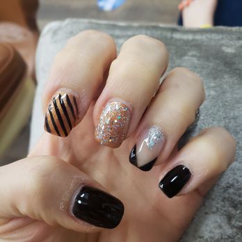 Creative Nails Art & Spa - Happy New Year! Thank you Diane for my holiday design! - Nail Salons Near Me - Temecula, California
