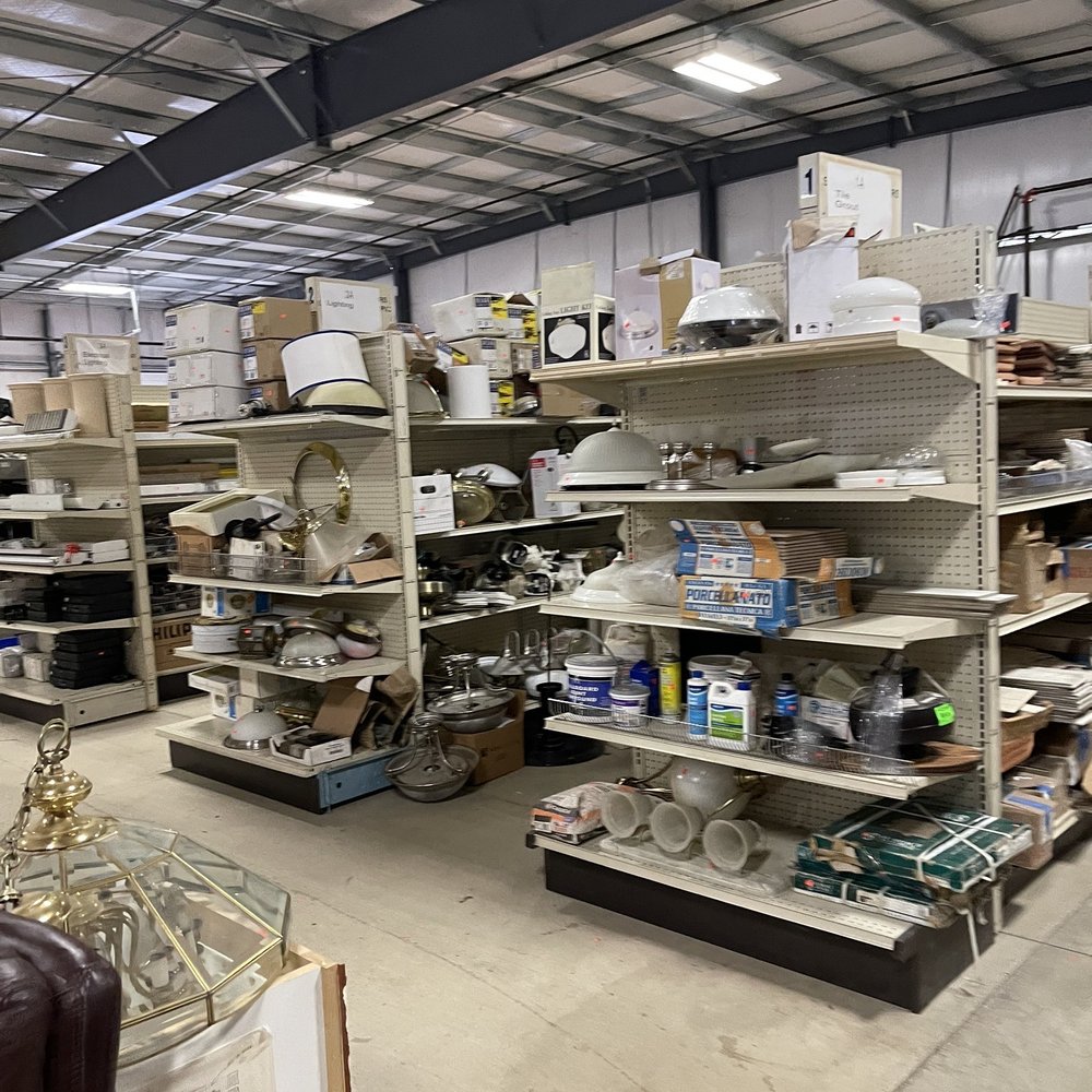 Heartwood Resources - Inside. So much nice stuff - Lighting Stores Near Me - Roseburg, Oregon Heartwood Resources - Inside. So much nice stuff - Lighting Stores Near Me - Roseburg, Oregon
