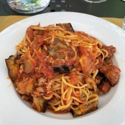 Casa Broglia - Tagliolino con ragù di maiale e melanzane