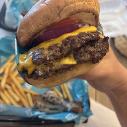 ROY'S CHEESE BURGER ROY'S CHEESE BURGER