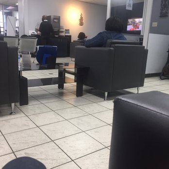 Sterling Mccall Acura - Waiting room - Car Dealers Near Me - Houston, Texas Sterling Mccall Acura - Waiting room - Car Dealers Near Me - Houston, Texas