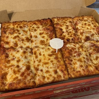 Jet's Pizza - Cheese Detroit Style Pizza - Pizza Near Me - Schaumburg, Illinois