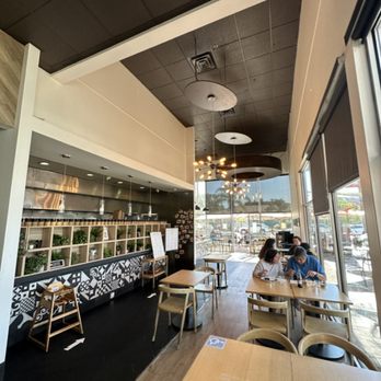 Eggspresso - Indoor - Breakfast & Brunch Near Me - Fullerton, California