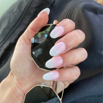 Top Coat Nail Spa - Ombré nails - Nail Salons Near Me - Chicago, Illinois Top Coat Nail Spa - Ombré nails - Nail Salons Near Me - Chicago, Illinois