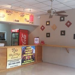 Ty's Wings & Tings