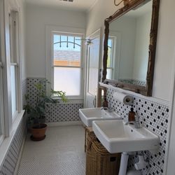 Strangelove - Beautiful bathroom