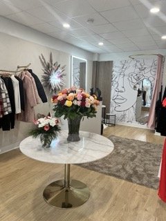 Ella Boutique Logo