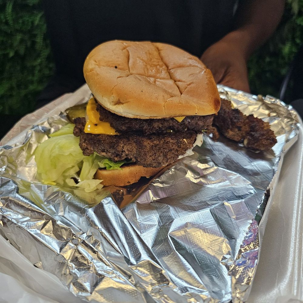 Sparkle’s Hamburger Spot - Bacon Double Burger - Burgers Near Me - Houston, Texas Sparkle’s Hamburger Spot - Bacon Double Burger - Burgers Near Me - Houston, Texas