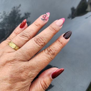 Sip and Dip Nails - Nail Salons Near Me - Chandler, Arizona Sip and Dip Nails - Nail Salons Near Me - Chandler, Arizona
