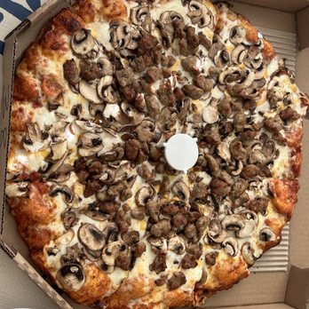 Round Table Pizza - Pizza Near Me - San Mateo, California Round Table Pizza - Pizza Near Me - San Mateo, California