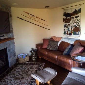 Adytum Sanctuary - the suite hall #1 room - Bed & Breakfast Near Me - Mossyrock, Washington