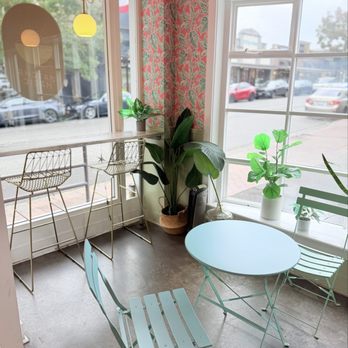Matcha Magic Bellevue - Indoor seating - Coffee & Tea Near Me - Bellevue, Washington Matcha Magic Bellevue - Indoor seating - Coffee & Tea Near Me - Bellevue, Washington