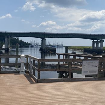 Skipper's Fish Camp - Another view! - Seafood Near Me - Darien, Georgia Skipper's Fish Camp - Another view! - Seafood Near Me - Darien, Georgia