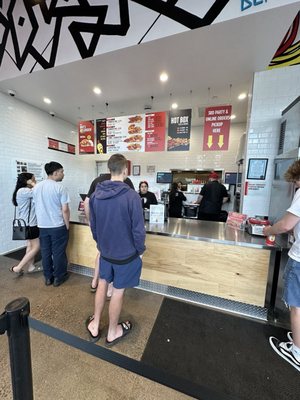 Dave's Hot Chicken by null