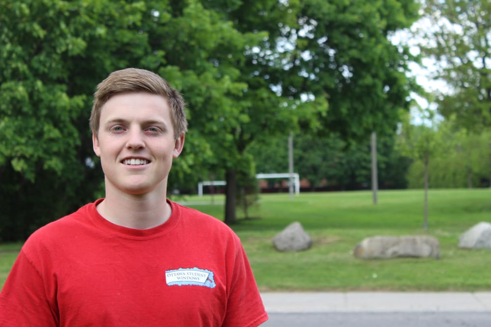 OTTAWA STUDENT WINDOWS Updated September 2024 72 Amberwood Crescent