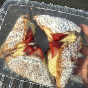 Cream Pan - Strawberry Croissant - Bakeries Near Me - Lomita, California