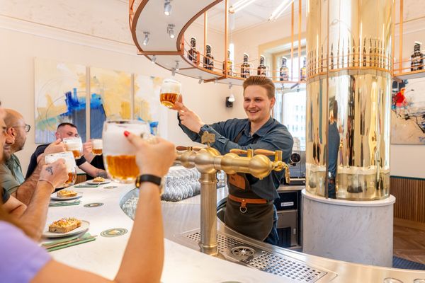 Pilsner Urquell: The Original Beer Experience by null