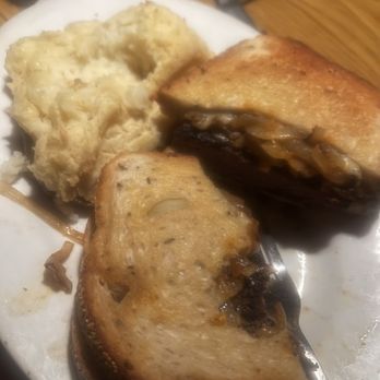 Damon's Steak House - Damon's Patty Melt - Steakhouses Near Me - Glendale, California